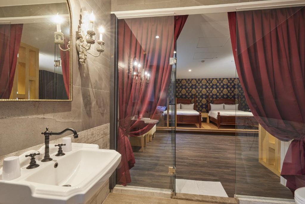 Koupelna v ubytování Kyokusui Hotspring Hotel