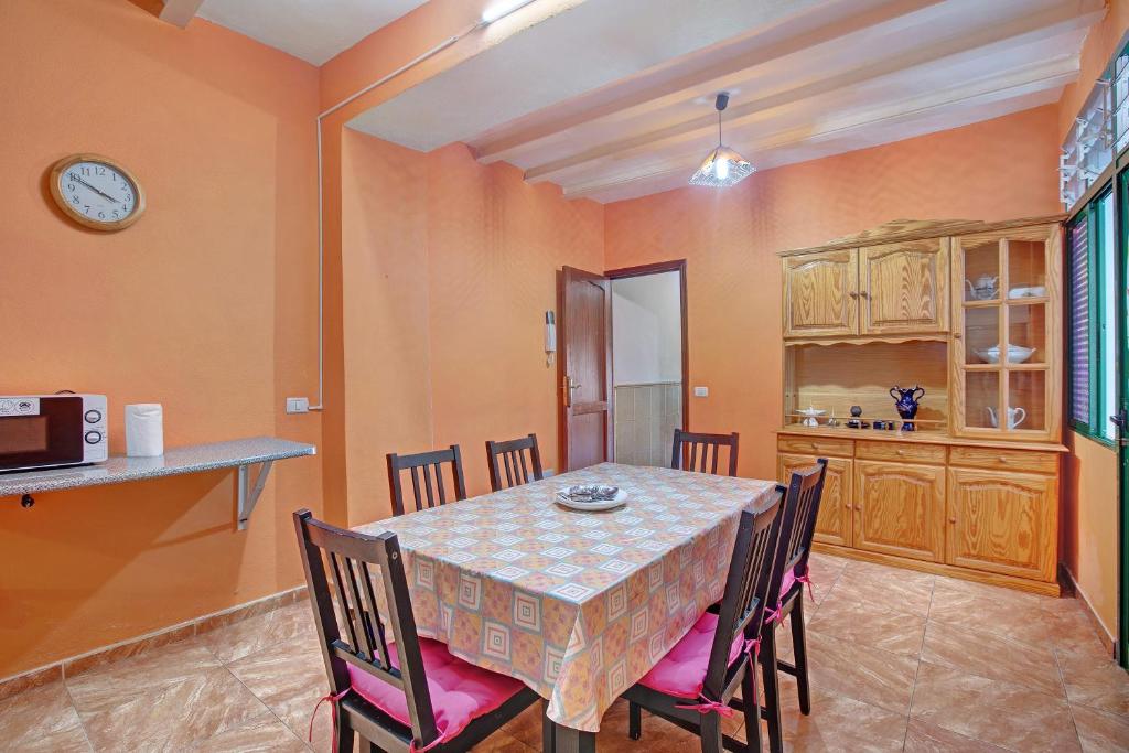 Kuchyň nebo kuchyňský kout v ubytování Casa Marrero Abajo