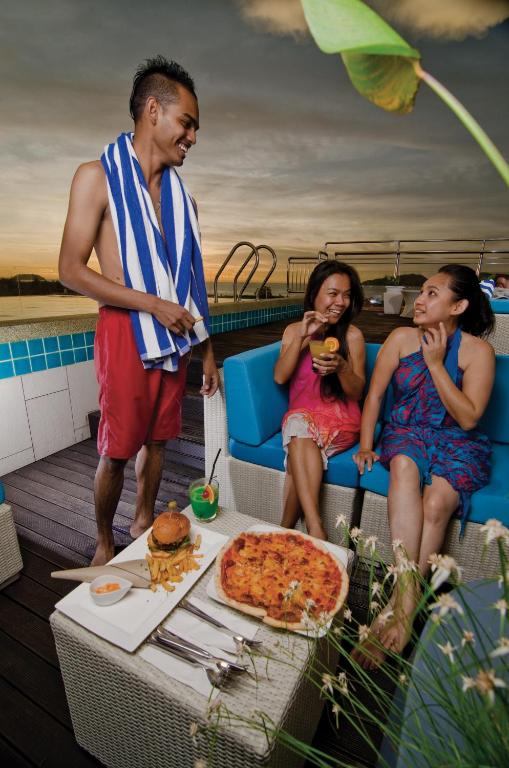 Ospiti di C'haya Hotel
