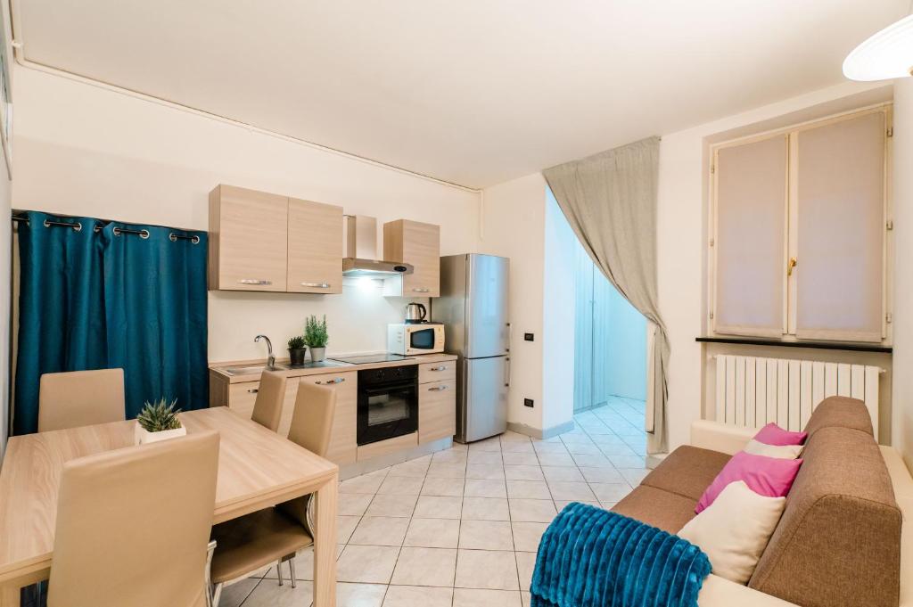 FEEL - Minimal House - Bergamo Centro - One-Bedroom Apartment