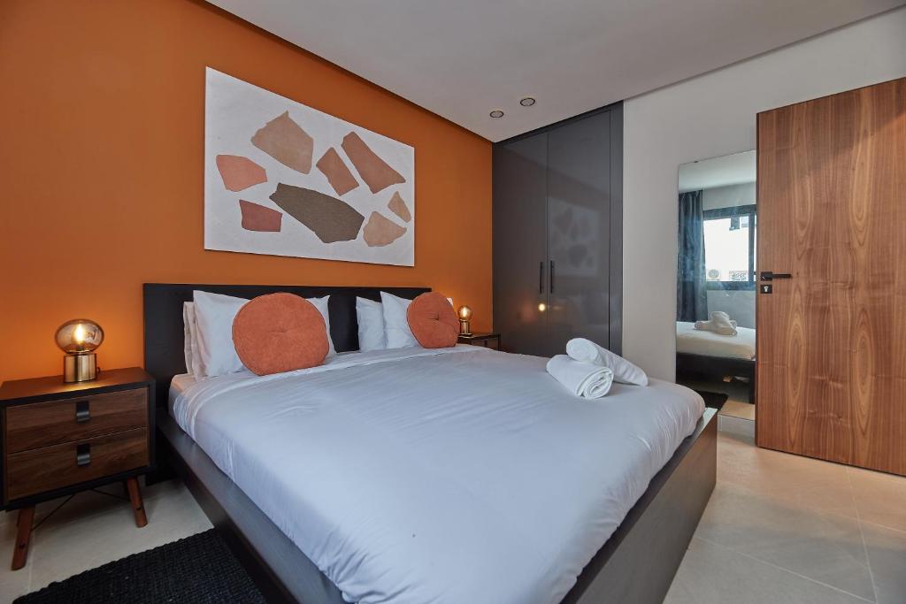 Postel nebo postele na pokoji v ubytování Stayhere Rabat - Agdal 3 - Prestige Residence