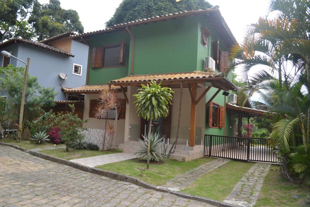 Casa 2 no condomínio PerequeAçu com playground e piscina, Paraty
