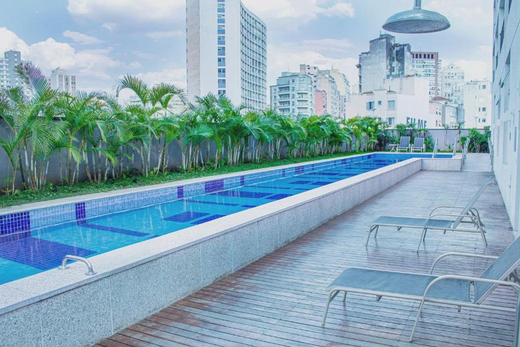 Apto a 2 minutos a pe do metro Santa Cecilia em SP