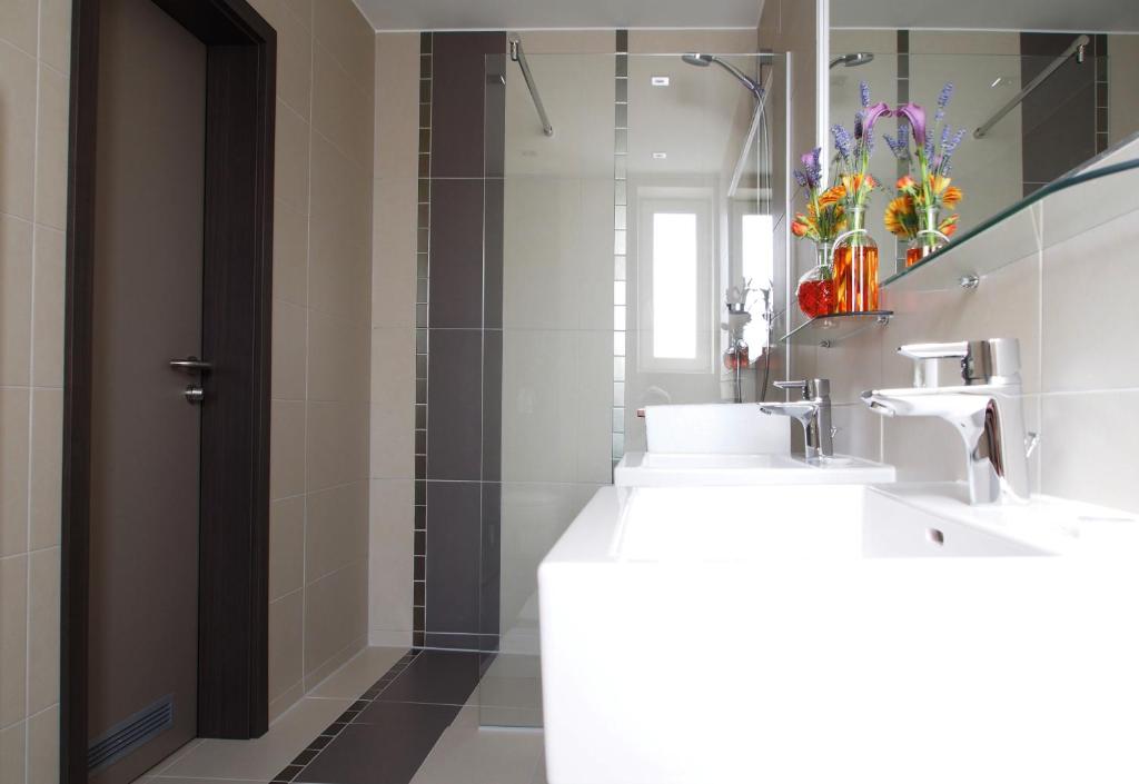 Koupelna v ubytování Myhotel