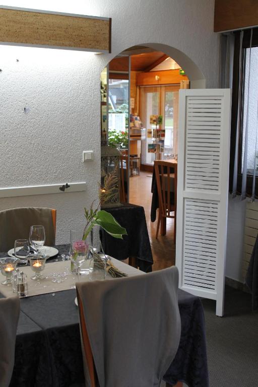 Restaurace v ubytování Les Moineaux