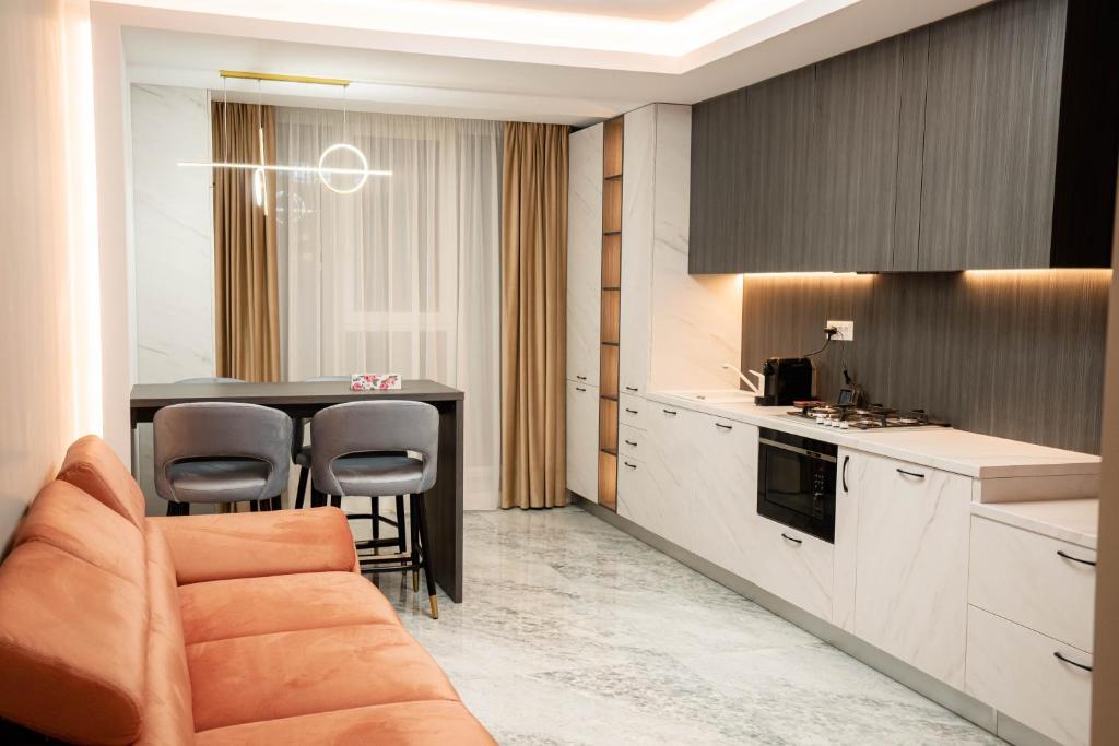 Deluxe Aparthotel MARWELL RESIDENCE - Two-Bedroom Apartment