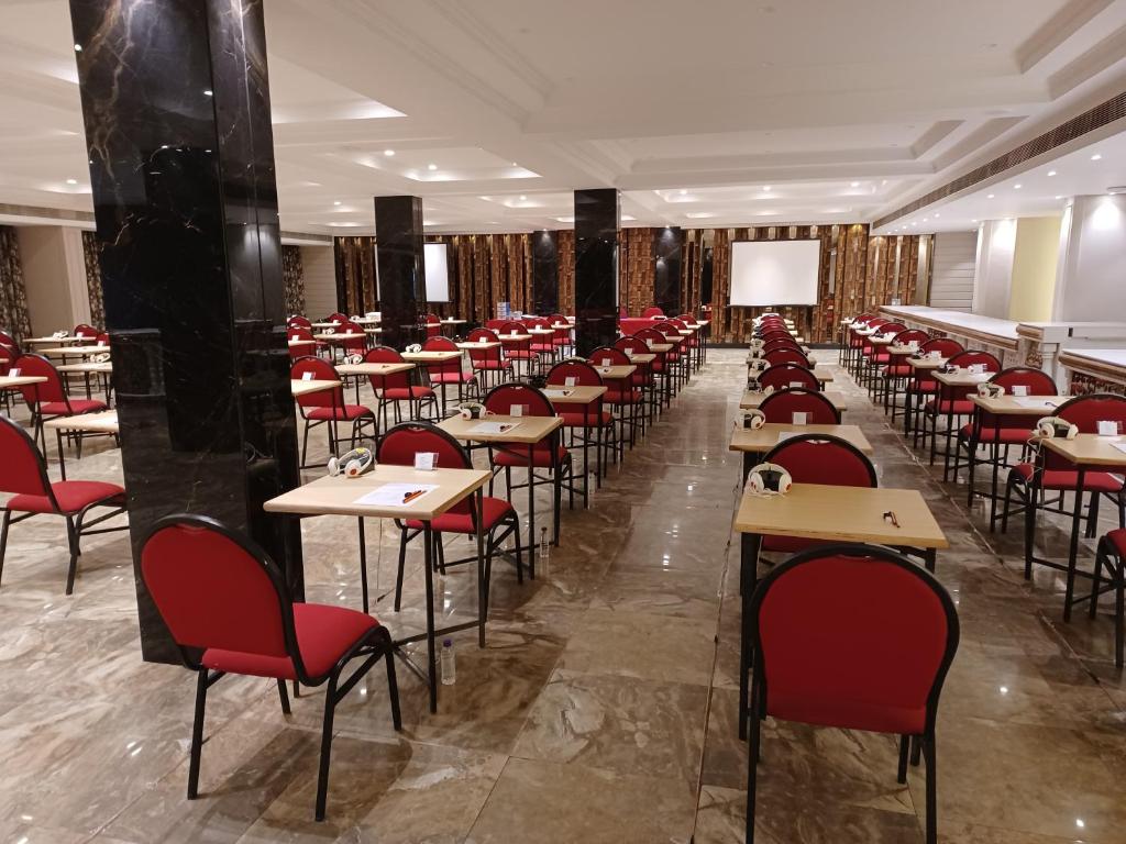 Restaurace v ubytování The Cindrella Hotel