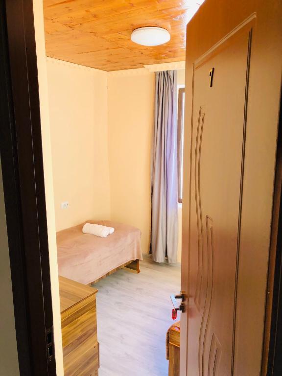 Postel nebo postele na pokoji v ubytování River side SVANETI