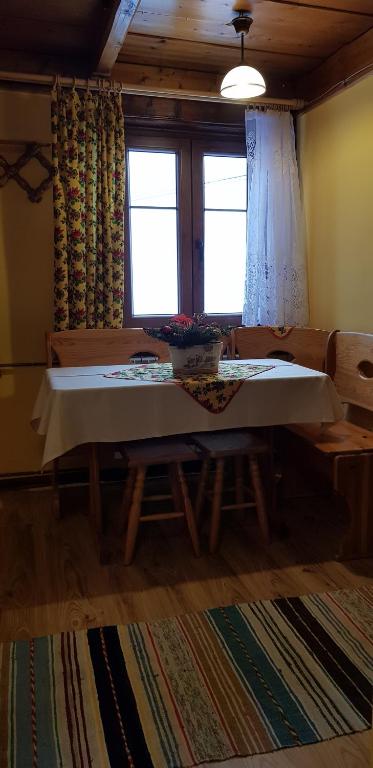 Fotografia z galérie ubytovania Pokoje u Ziutki v destinácii Witów
