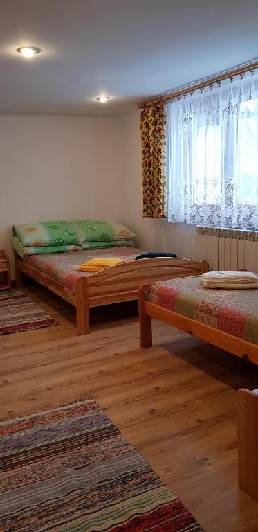 Fotografia z galérie ubytovania Pokoje u Ziutki v destinácii Witów