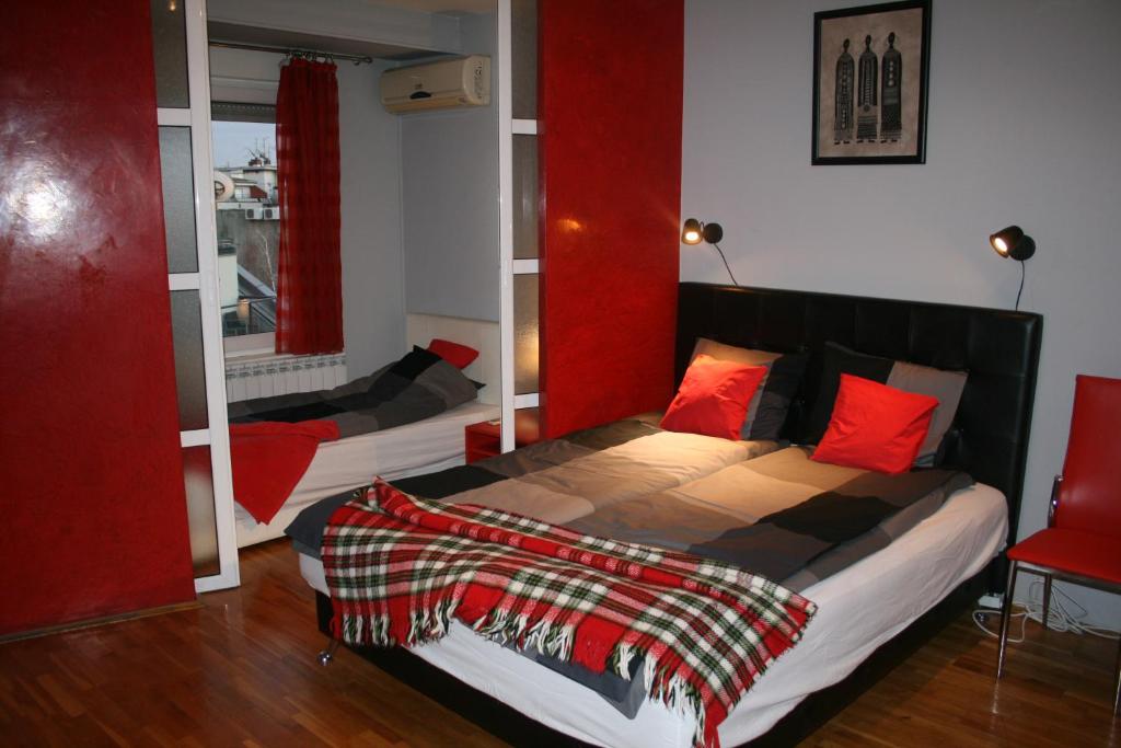 Savinac apartman u srcu Beograda, Trg Slavija