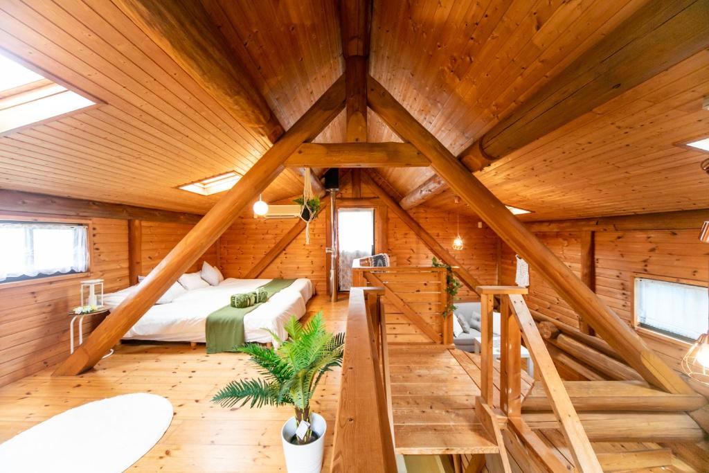 Posezení v ubytování Awaji Seaside Log House