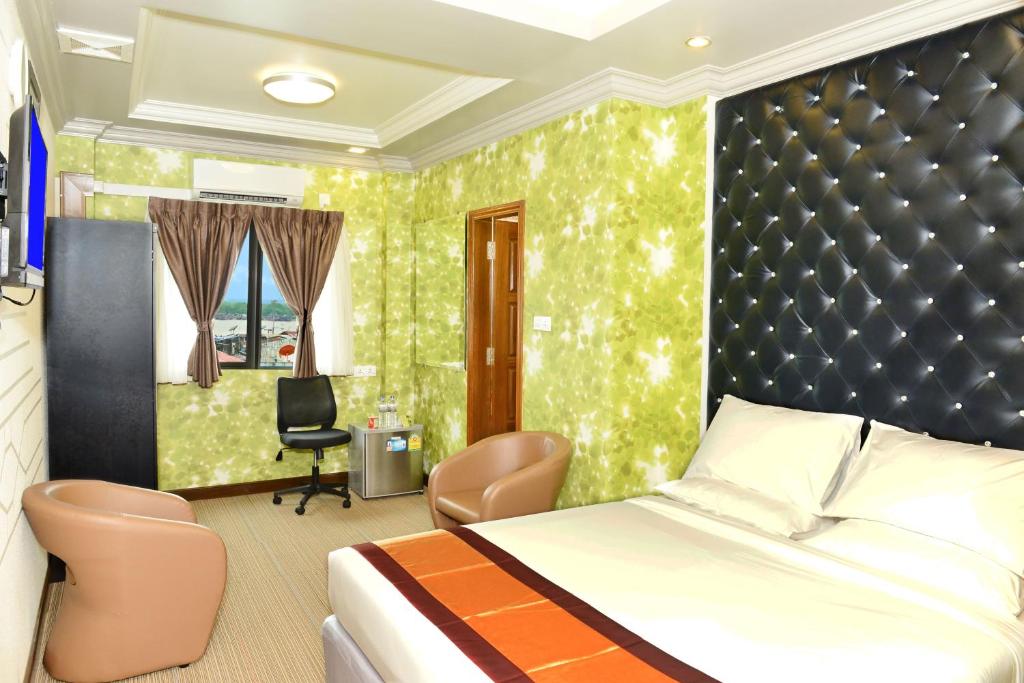Hotel Grand United - 21st Downtown - Deluxe Double Or Twin Room With City Or River View