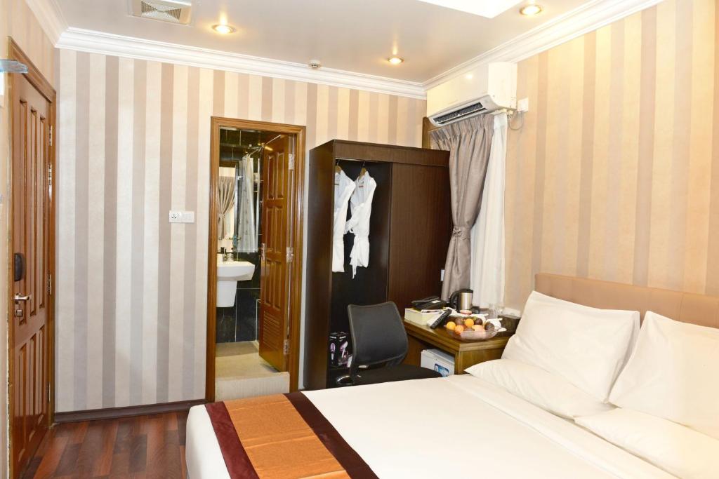 Hotel Grand United - 21st Downtown - 带有城市和街景的高级双人或双人间