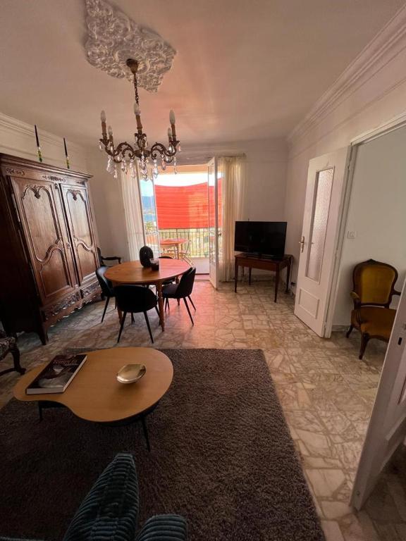 Appartement climatisé F3 proche plage port et aéroport - 4