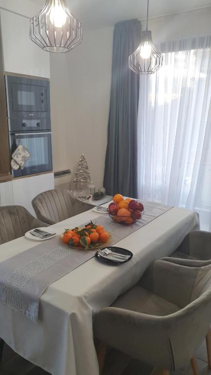 Sunny Apartment