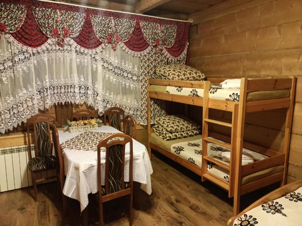 Fotografia z galérie ubytovania Pokoje u Ziutki v destinácii Witów