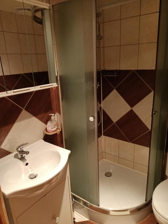 Fotografia z galérie ubytovania Pokoje u Ziutki v destinácii Witów