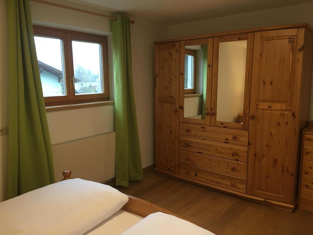 Postel nebo postele na pokoji v ubytování Ferienwohnung Thöny Vandans