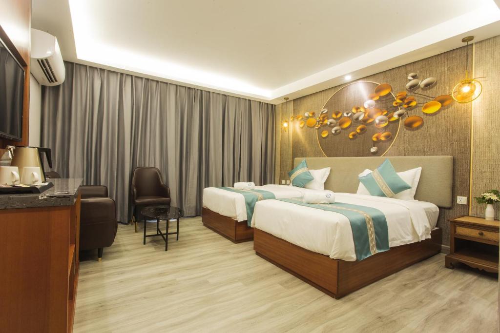 Thapae Twins Hotel - 3