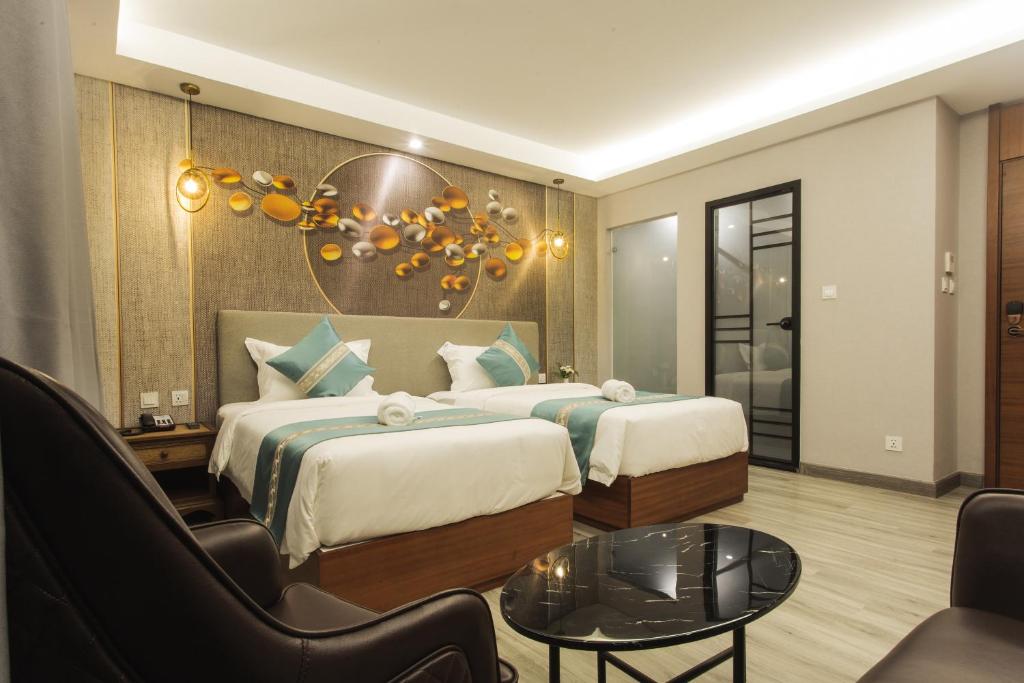 Thapae Twins Hotel - 2