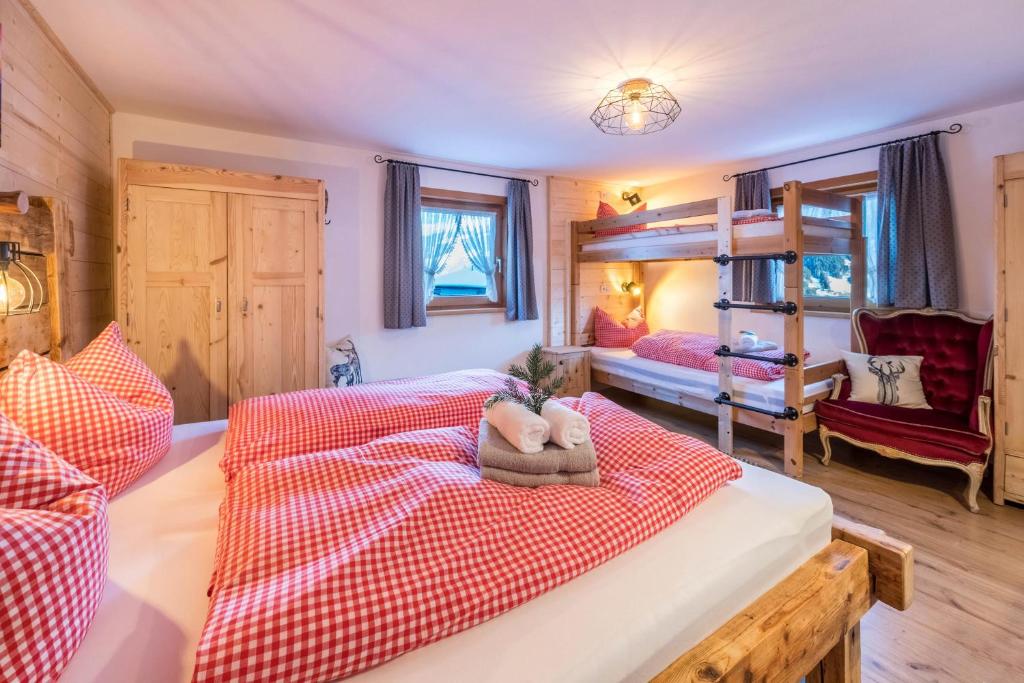 Posteľ alebo postele v izbe v ubytovaní Großes App Chalet Bergprinzessin
