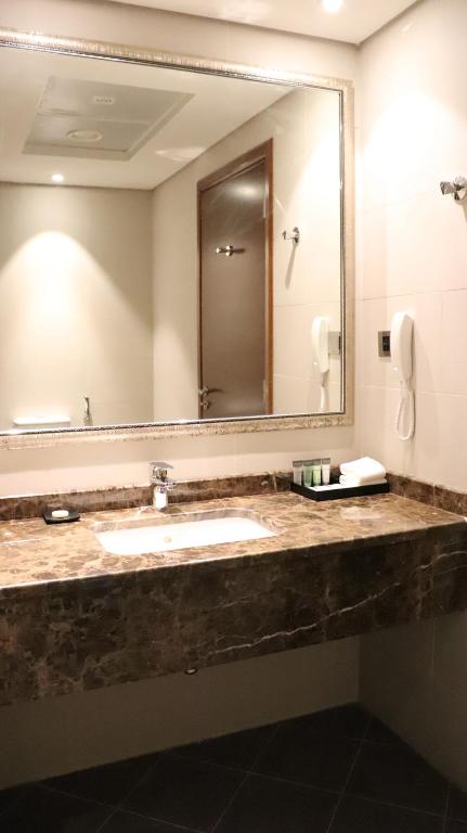 Al Riyadh Hotel Apartments - Resim 24