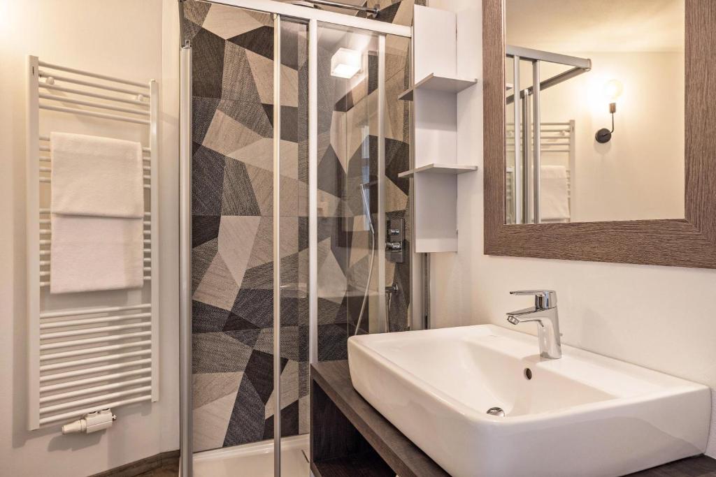 Łazienka w obiekcie Apartment Dui Residence Bun Ste