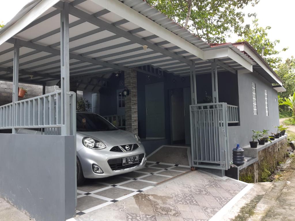 Tòa nhà nơi nhà nghỉ dưỡng tọa lạc