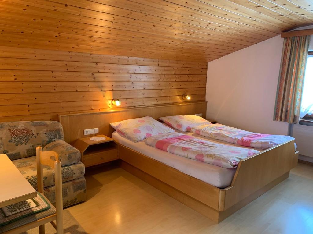 Postel nebo postele na pokoji v ubytování Haus Aurelia