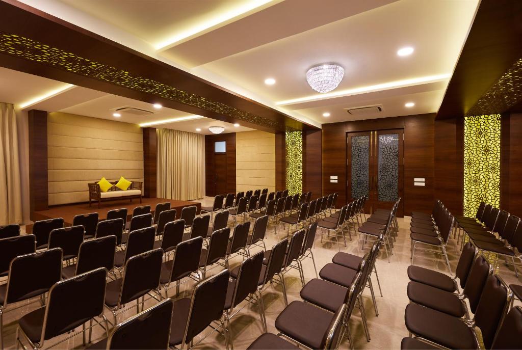 Konferenční prostory v ubytování Hotel Kamar Residences and Banquets
