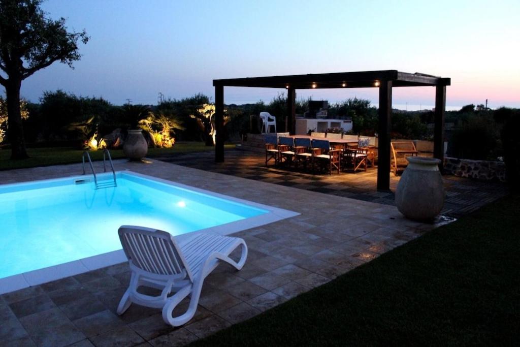 The swimming pool at or close to ClickSardegna Villa Emanuel ad Alghero con Vista mare spettacolare, piscina indipendente per 8 persone