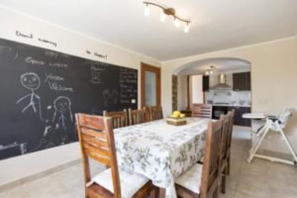 A kitchen or kitchenette at ClickSardegna Villa Emanuel ad Alghero con Vista mare spettacolare, piscina indipendente per 8 persone