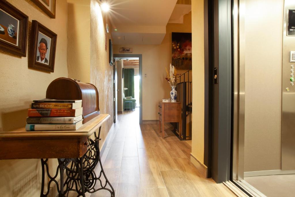 Fotografie z fotogalerie ubytování Priorat Aparthotel v destinaci Falset