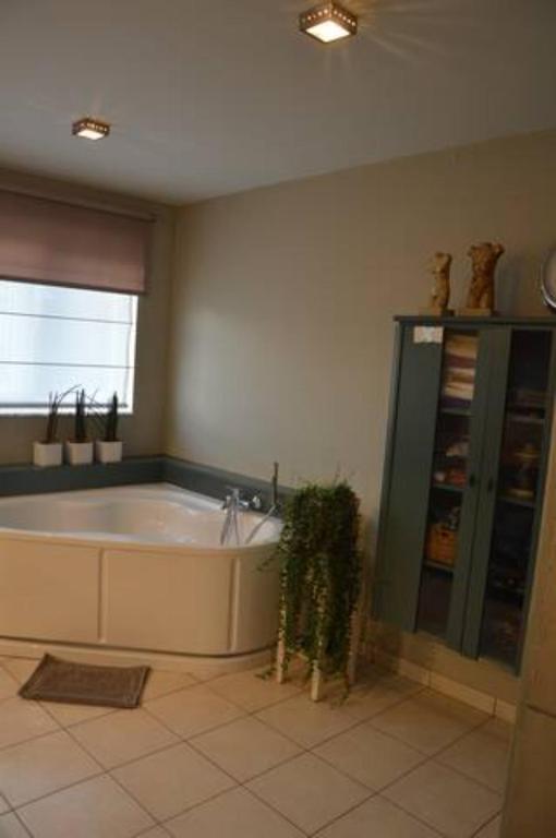 Fotografie z fotogalerie ubytování Apartment Nathalie v destinaci Comines