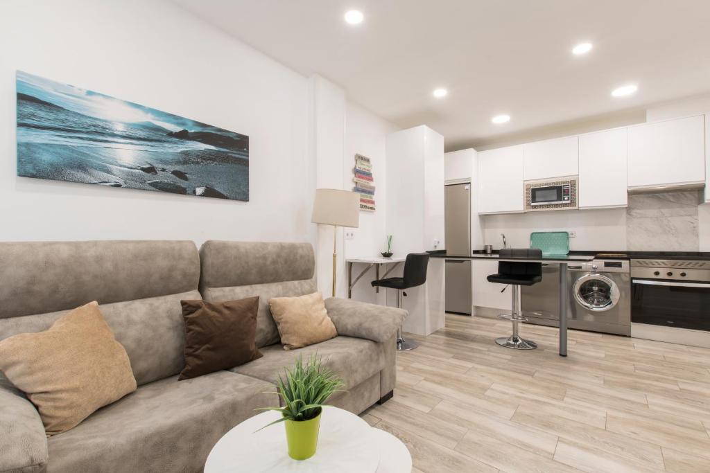 Kuchyň nebo kuchyňský kout v ubytování 4Torres Homes - Sofía