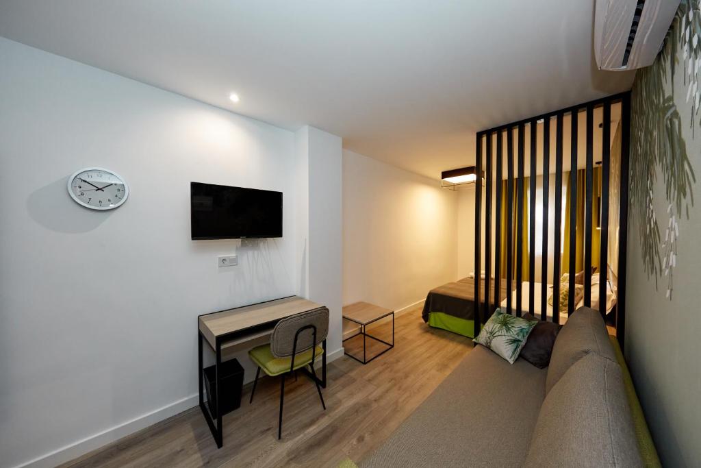 Enmathi Alicante Benalua - Resim 44