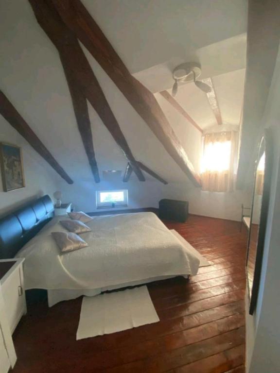 Posteľ alebo postele v izbe v ubytovaní Apartments Diella & Gabriela Opatija