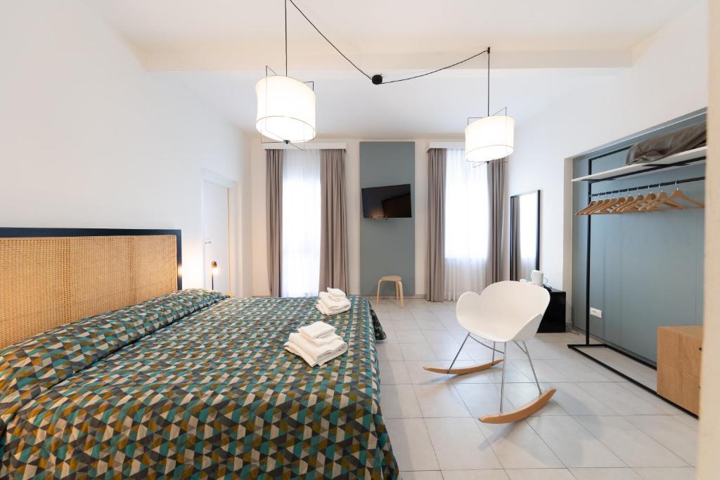 Via Siena 4 - Suites & Rooms - Two-Bedroom Apartment