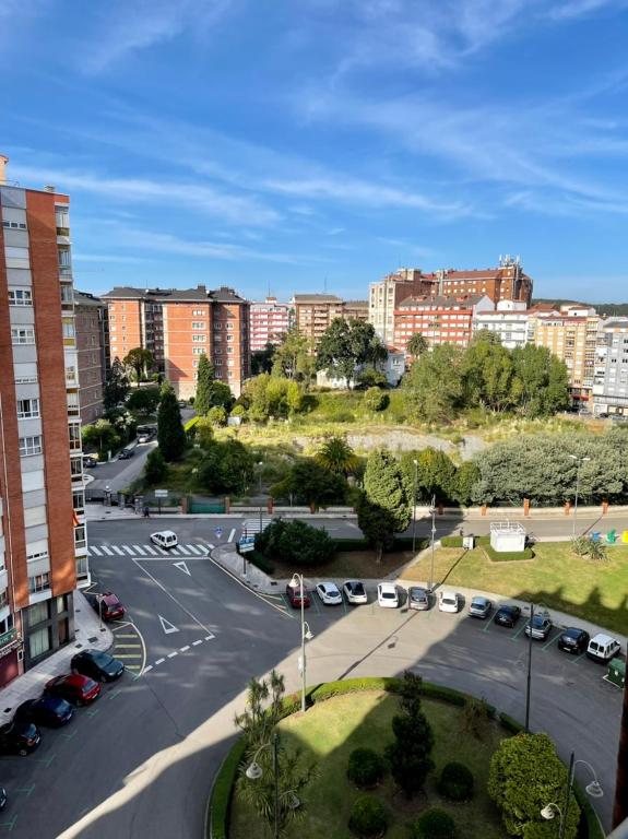 Villa Yoli, céntrico con plaza de garaje, Avilés – Updated ...