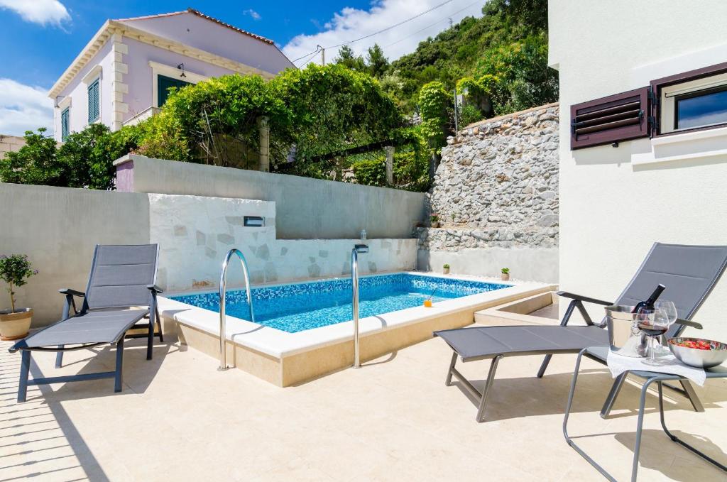 Bazén v ubytovaní Villa Sofija Dubrovnik & Peljesac Region alebo v jeho blízkosti