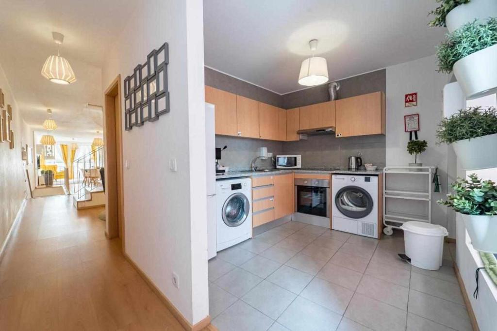 Kuchyň nebo kuchyňský kout v ubytování Sé Guesthouse