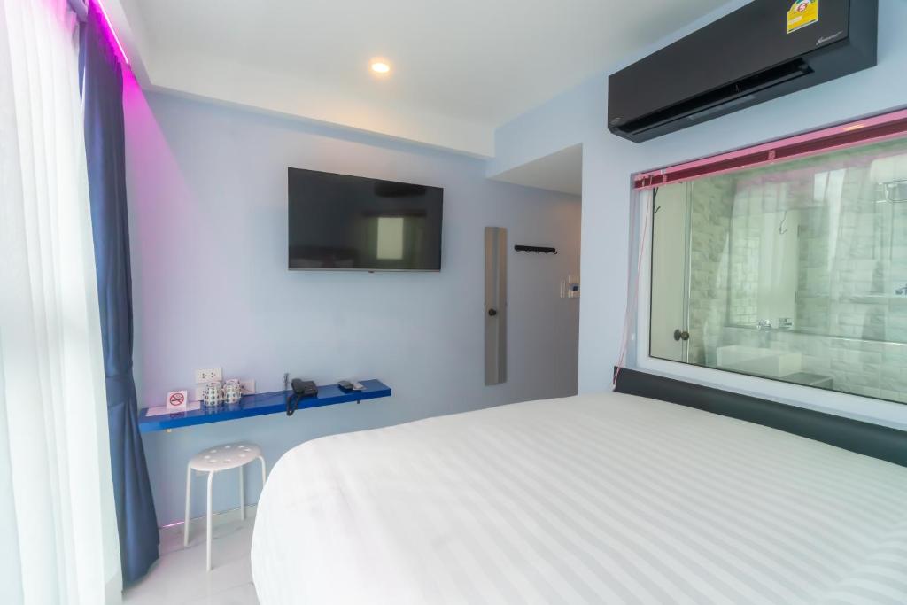 Spark Hotel - MRT Queen Sirikit - SHA Extra Plus Certified - Resim 21