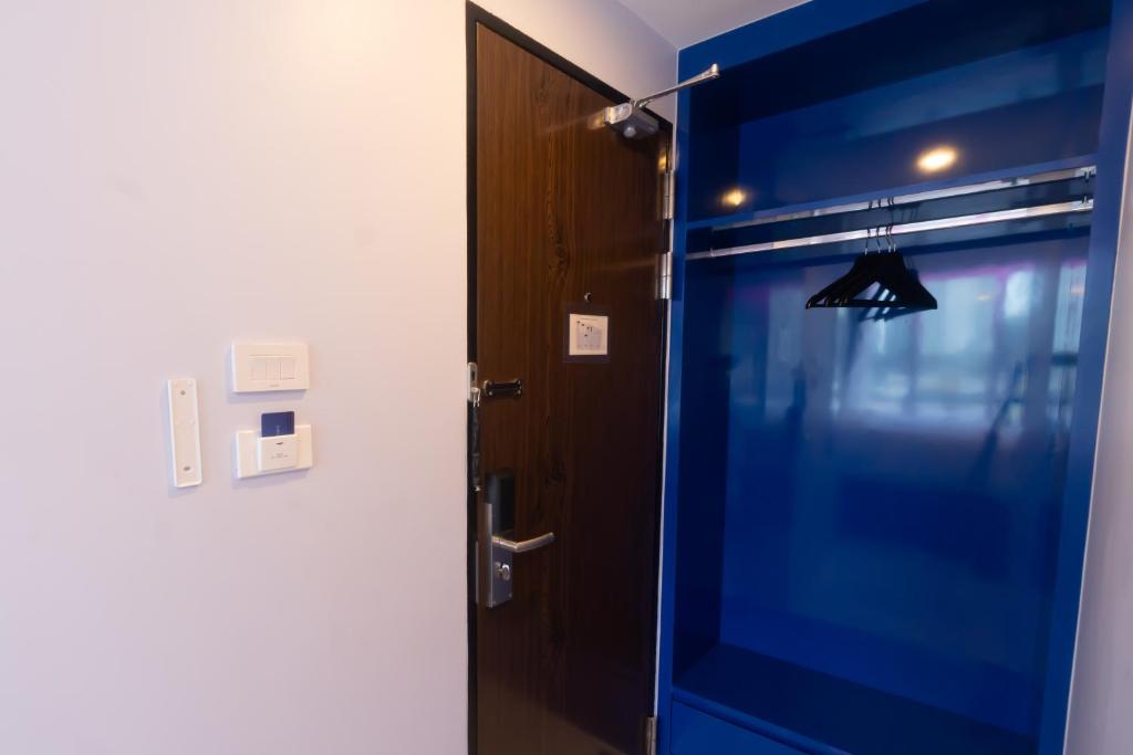 Spark Hotel - MRT Queen Sirikit - SHA Extra Plus Certified - Resim 32