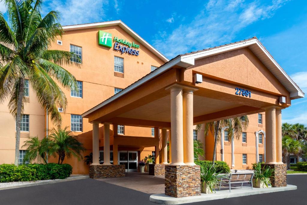 Foto dalla galleria di Holiday Inn Express Hotel & Suites Bonita Springs/Naples, an IHG Hotel a Bonita Springs