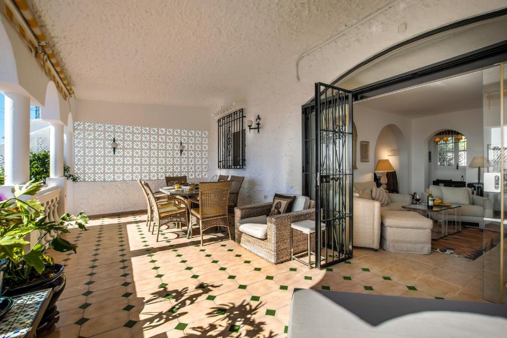 Posezení v ubytování Las Lilas, Nerja