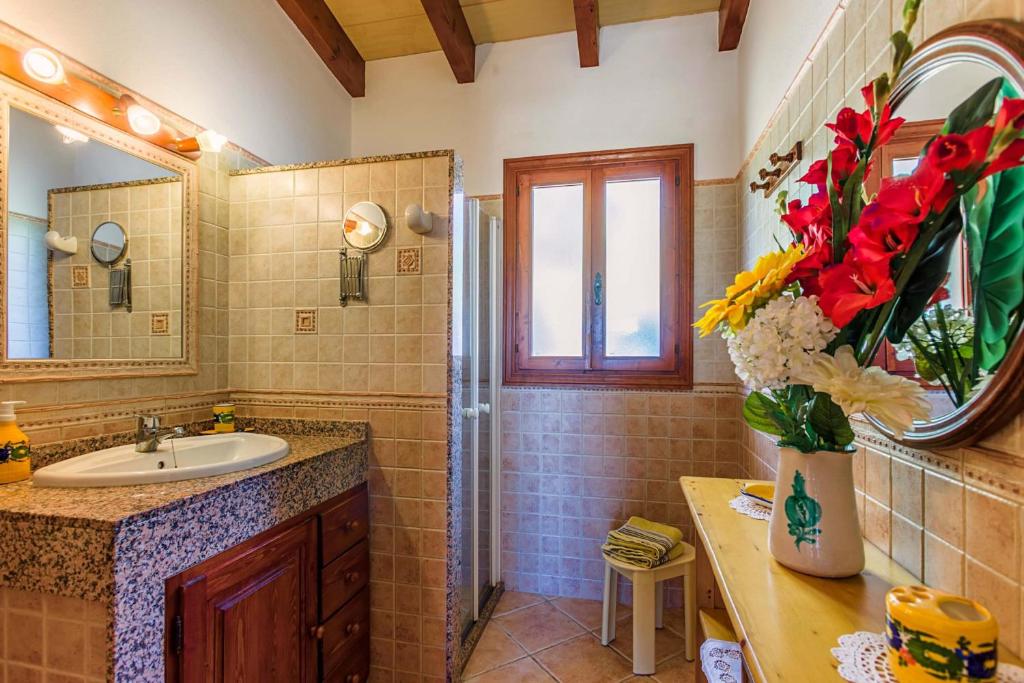 A bathroom at Villa Eu Clos by Sealand Villas