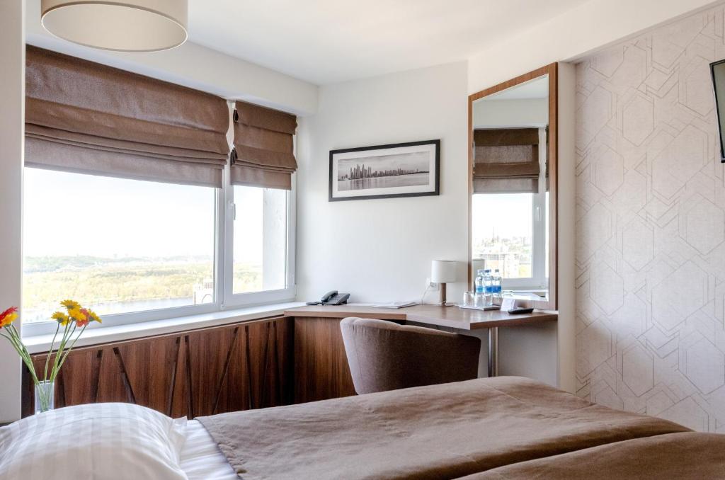 Tourist Hotel Complex - Superior King Room