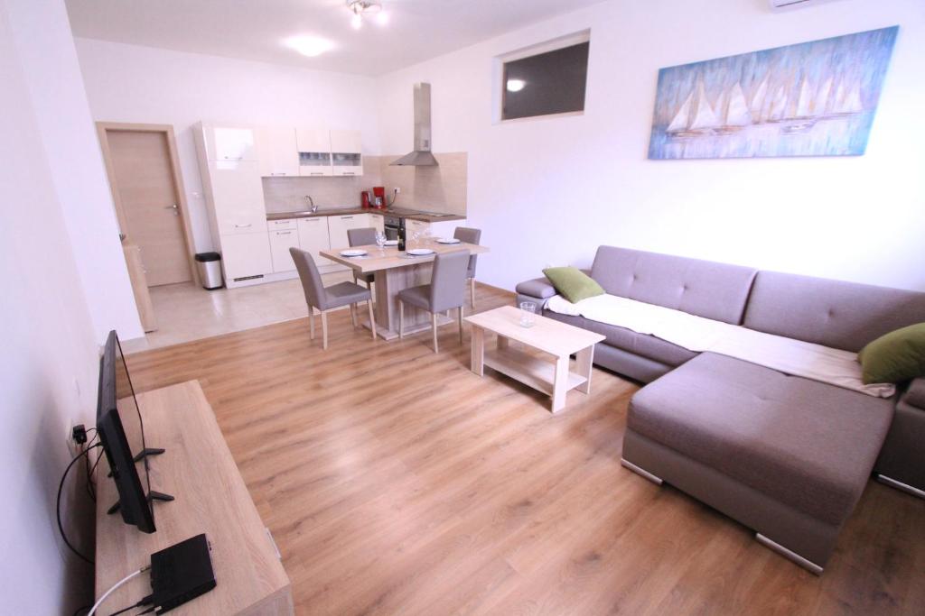 Kuchyňa alebo kuchynka v ubytovaní Apartman Darija