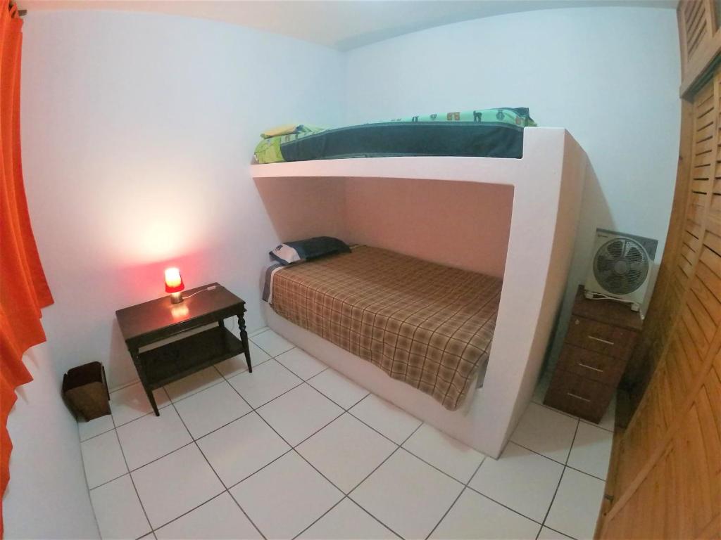 Waves Surf Camp Peru